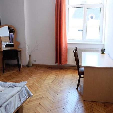 Apartment On Svobody Avenue Lviv Extérieur photo