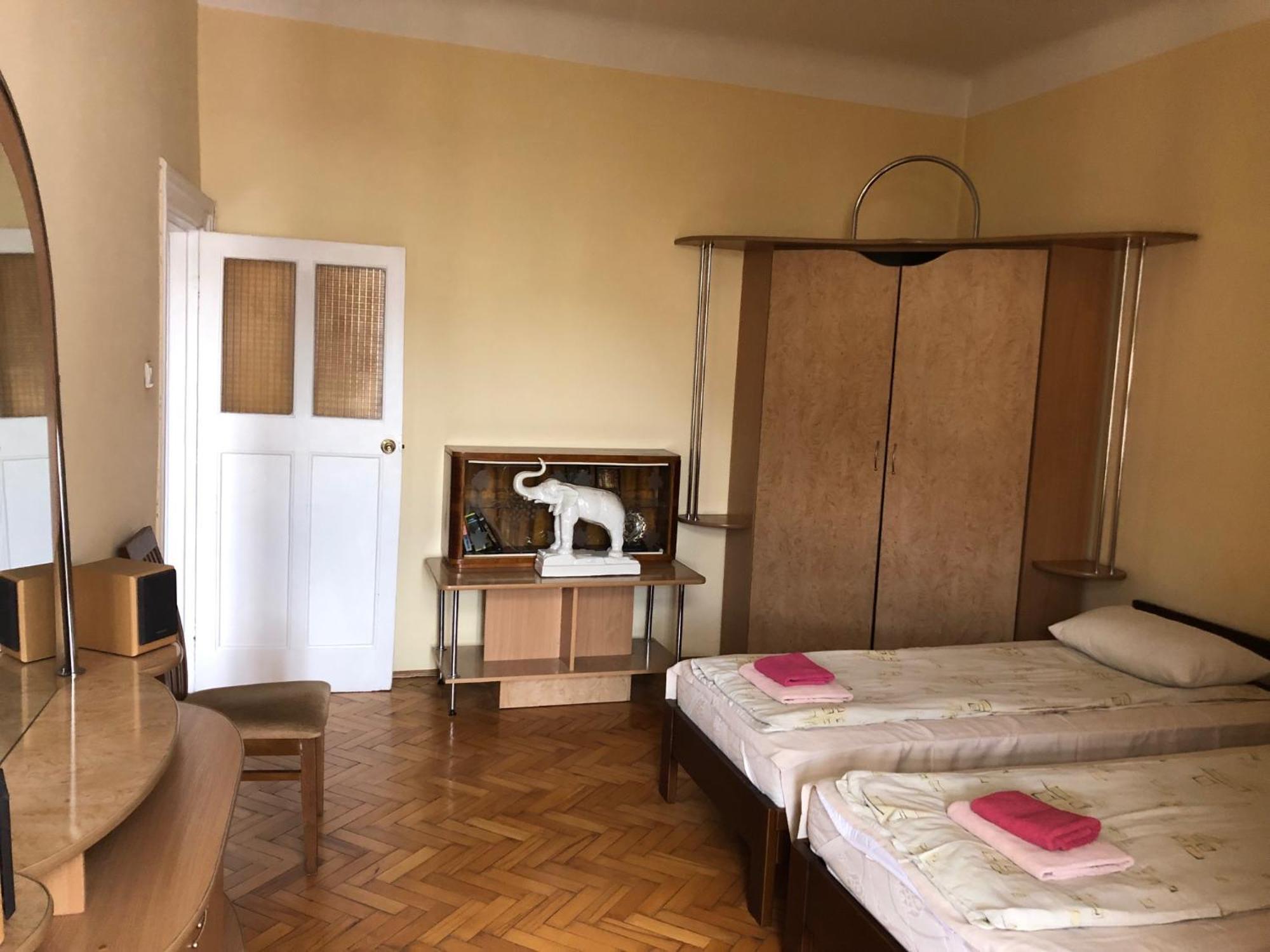 Apartment On Svobody Avenue Lviv Extérieur photo